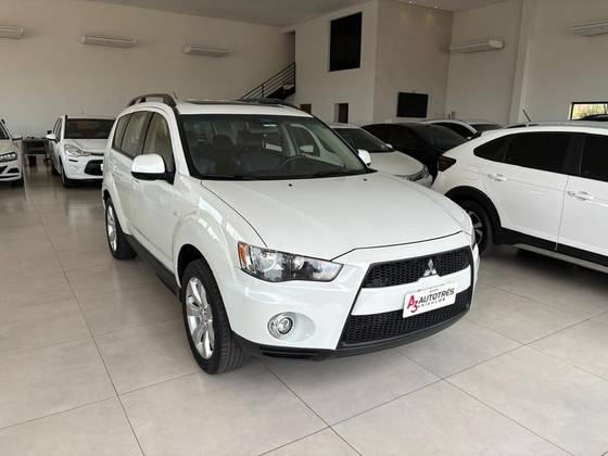 MITSUBISHI OUTLANDER 2.0 16V GASOLINA 4P AUTOMÁTICO